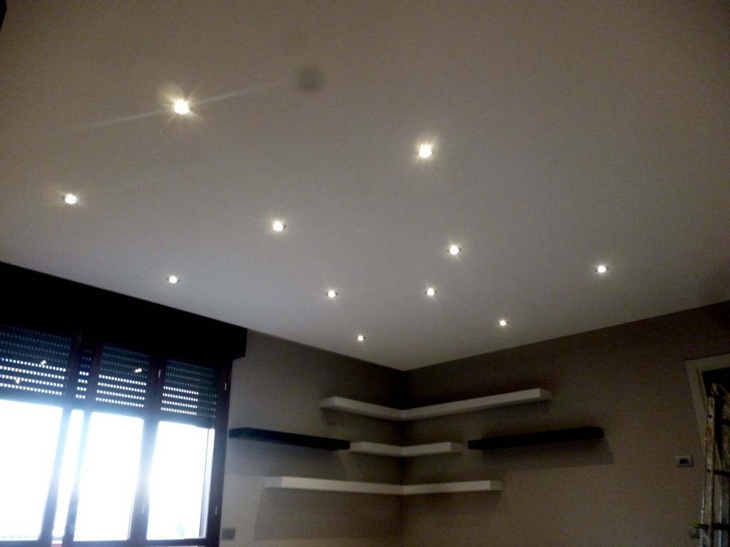 Controsoffitti pareti design cartongesso modena Controsoffitto in cartongesso con faretti